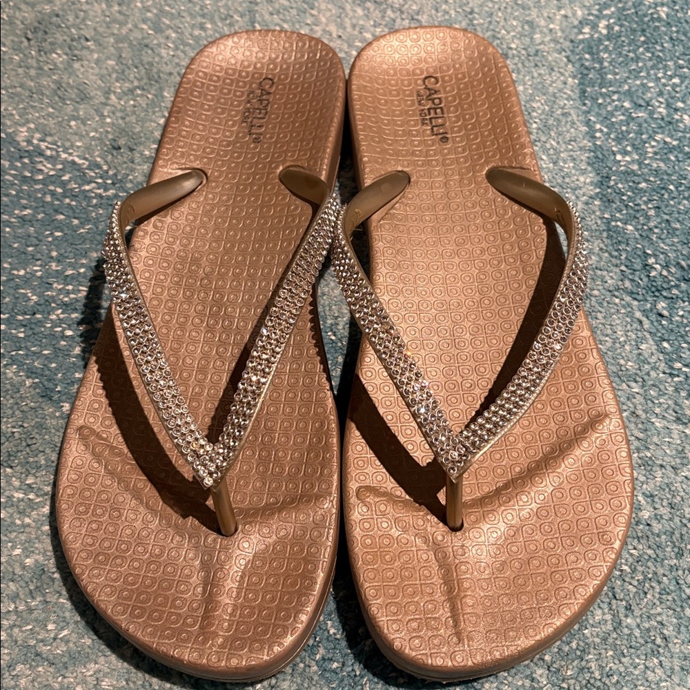 Capelli New York Bling Flip Flops, Sz 11